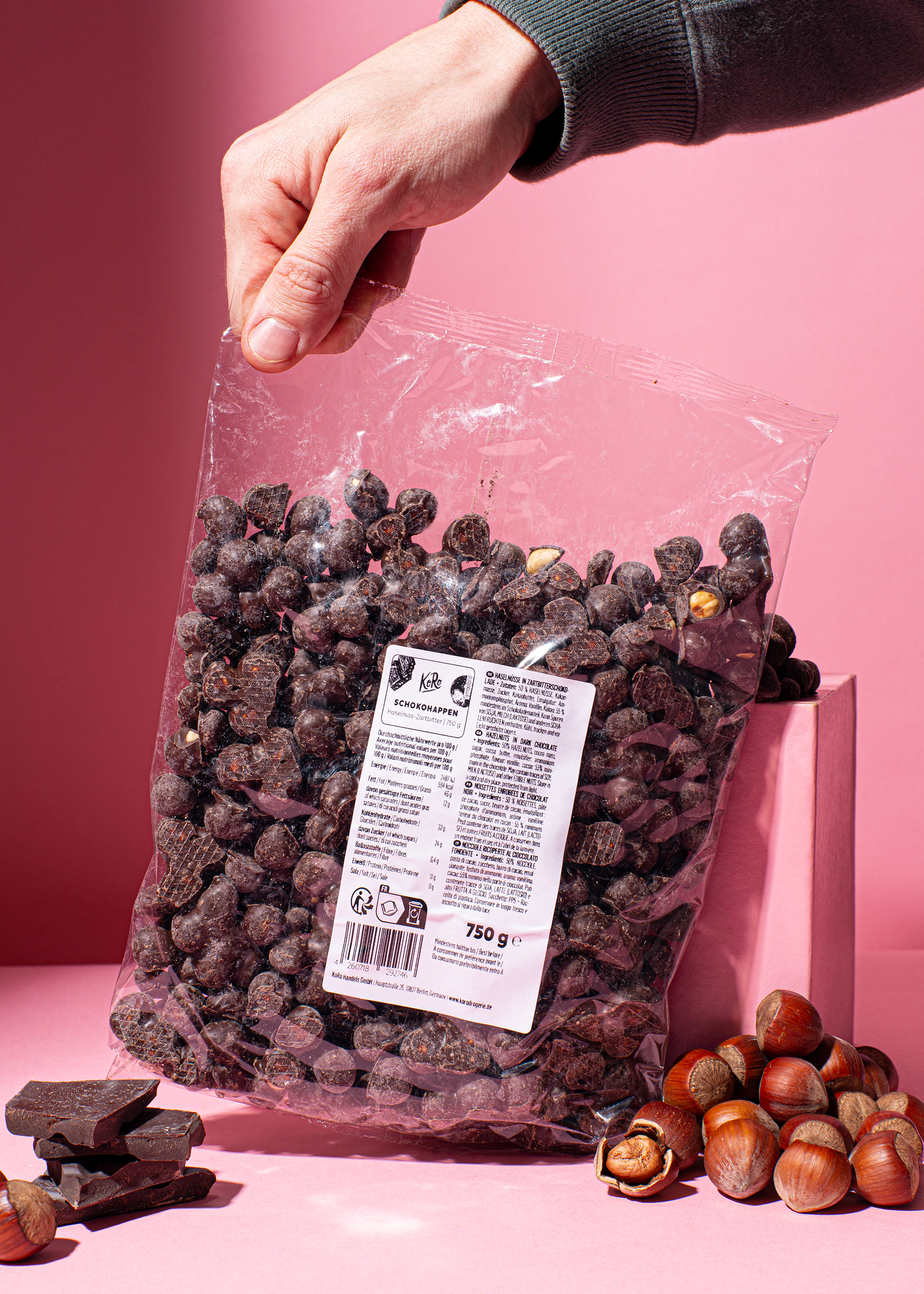 Veganistische hazelnoot chocolate bites in pure chocolade 750 g